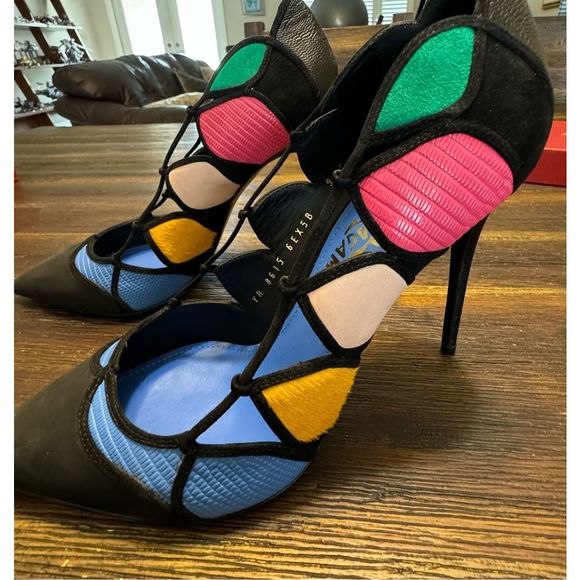 Salvatore FerragamoFeliscia pumps ￼ - Picture 16 of 16